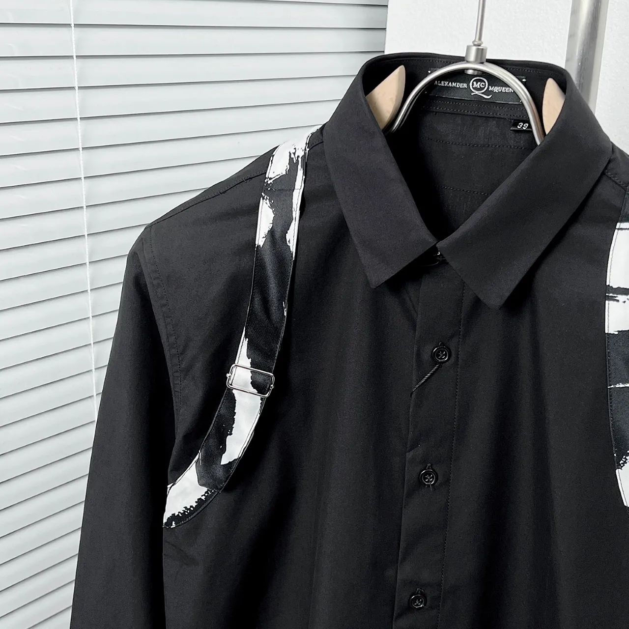 Alexander Mc Quee · Sizes：M-3XL ：